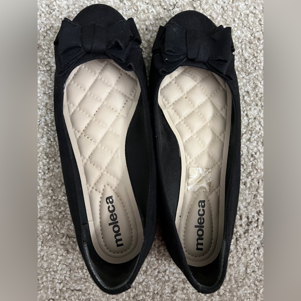 Black flats